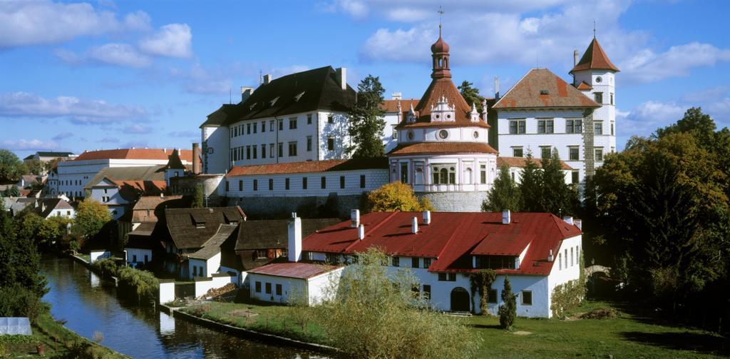 Apartmany Jindřichŭv Hradec Exterior foto